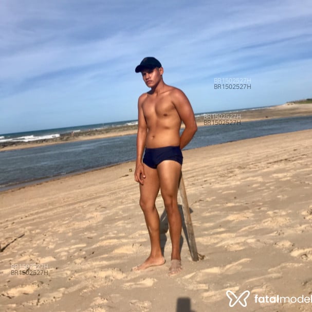 Acompanhante homem morena (o) de olhos castanhos - Marcelo Rocha