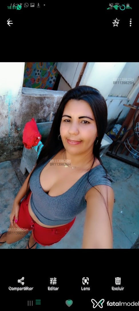 Acompanhante mulher morena (o) de olhos pretos em Paulo Afonso Acompanhante mulher morena (o) de olhos pretos em Paulo Afonso - Bela morena