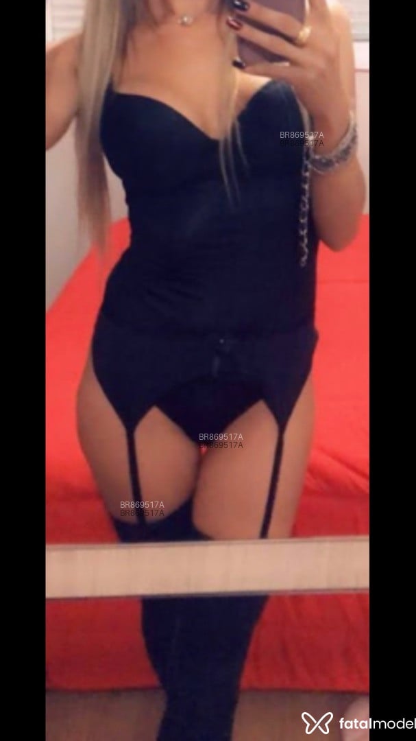 Acompanhante mulher loira (o) de olhos castanhos em Passo Fundo Acompanhante mulher loira (o) de olhos castanhos em Passo Fundo - Melissa prado