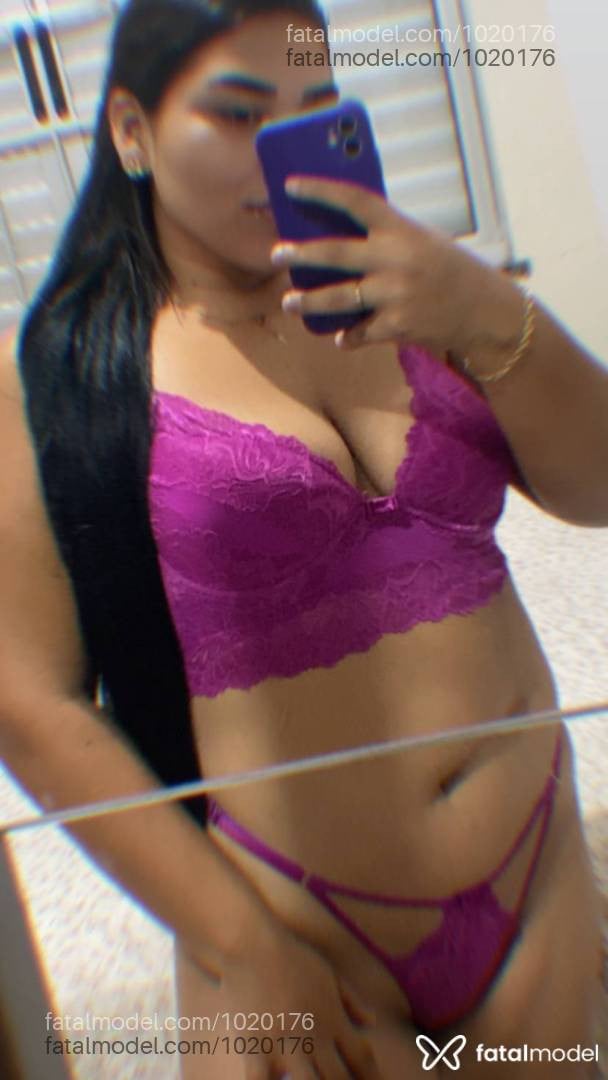 Acompanhante mulher morena (o) de olhos mel - Rúbia
