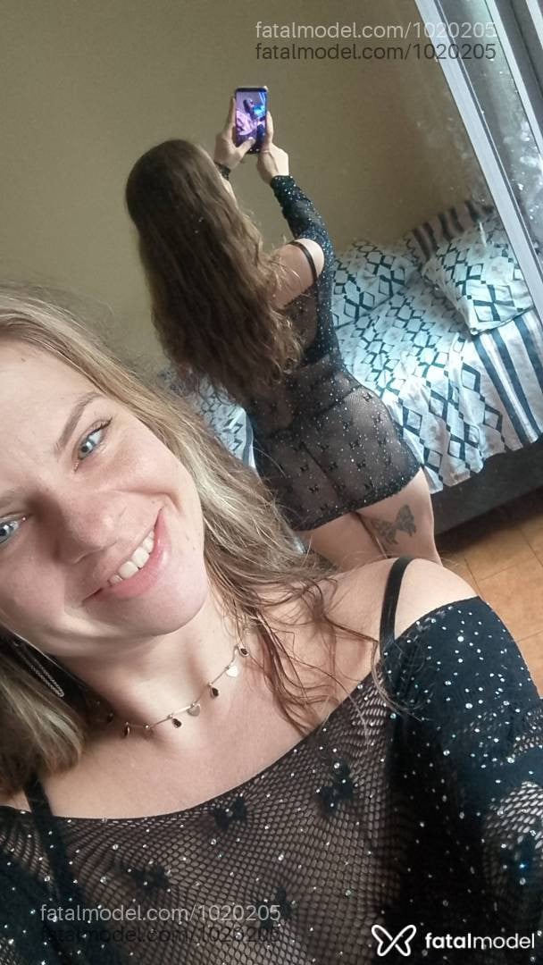 Acompanhante mulher loira (o) de olhos azuis em Serra - Melissa