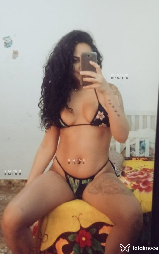 Acompanhante mulher morena (o) de olhos mel em Linhares - Larissa