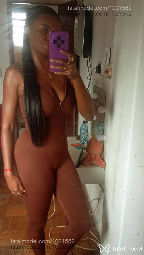 Acompanhante mulher com cabelo castanho de olhos pretos em Campina Grande - Perola