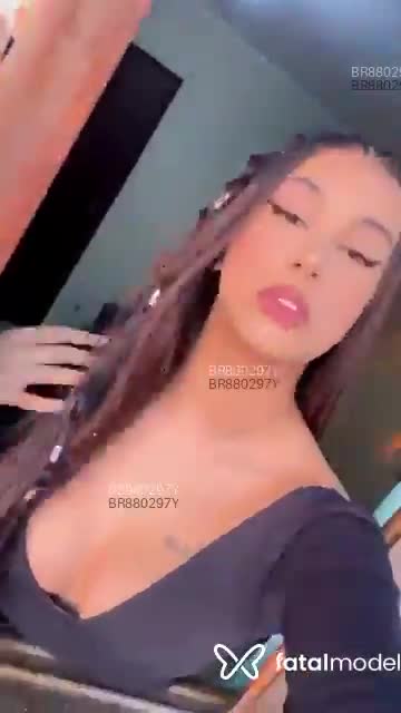 Acompanhante mulher morena (o) de olhos castanhos em Bragança Paulista - Livia Bueno