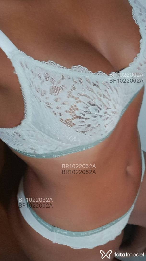 Acompanhante mulher com cabelo castanho de olhos castanhos em Concórdia - Jaqueline