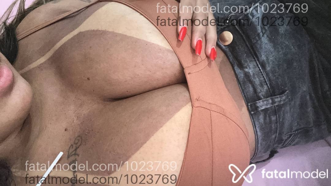 Acompanhante mulher com cabelo castanho de olhos castanhos em Santana do Livramento - Bianca