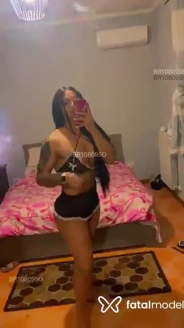 Acompanhante travesti morena (o) de olhos castanhos em Mogi Guaçu - Aline Gomez