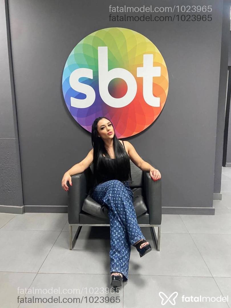 Acompanhante mulher morena (o) de olhos mel - Luana Soares