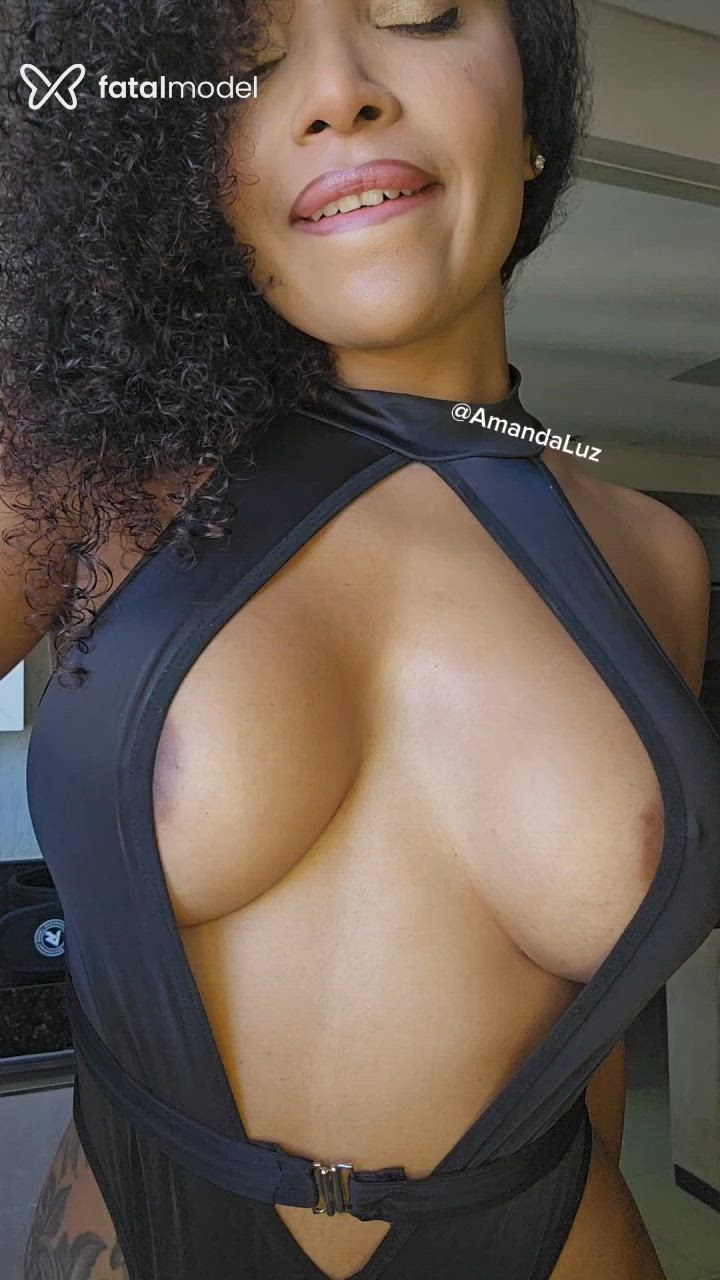 Acompanhante mulher morena (o) de olhos castanhos - Amanda luz