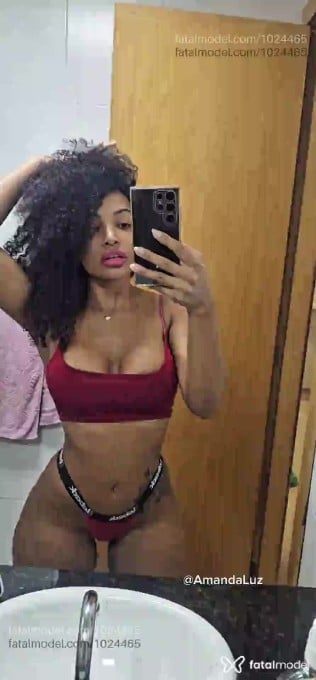 Acompanhante mulher morena (o) de olhos castanhos em Goiânia - Amanda luz