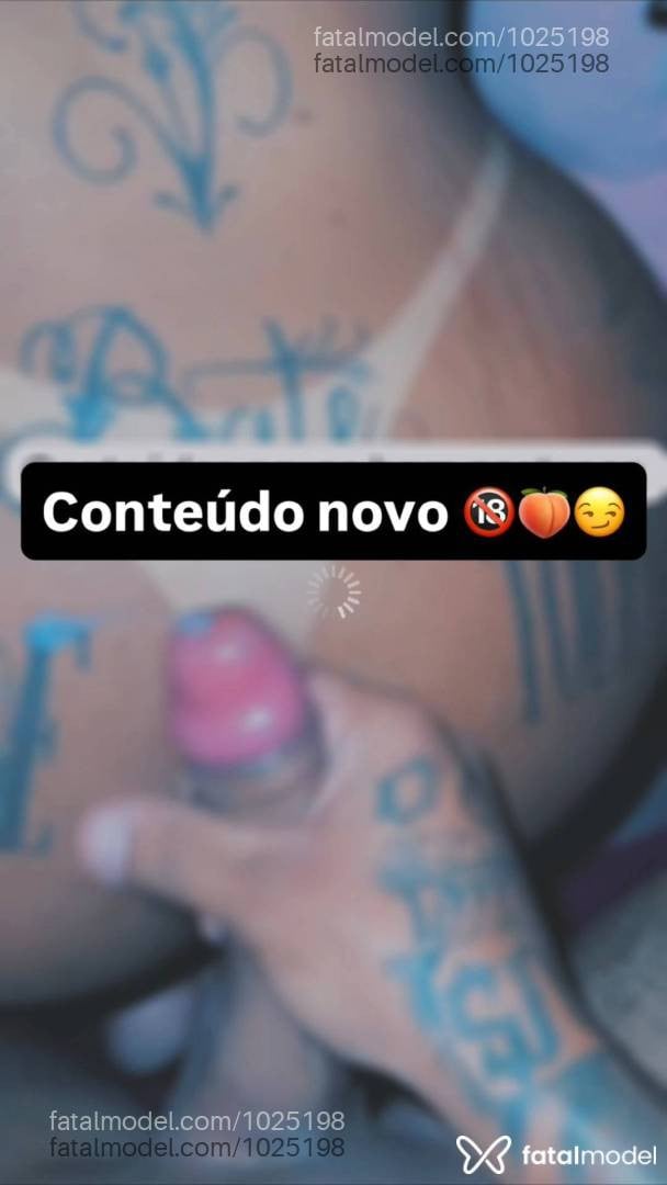 Acompanhante travesti loira (o) de olhos castanhos - Keyte