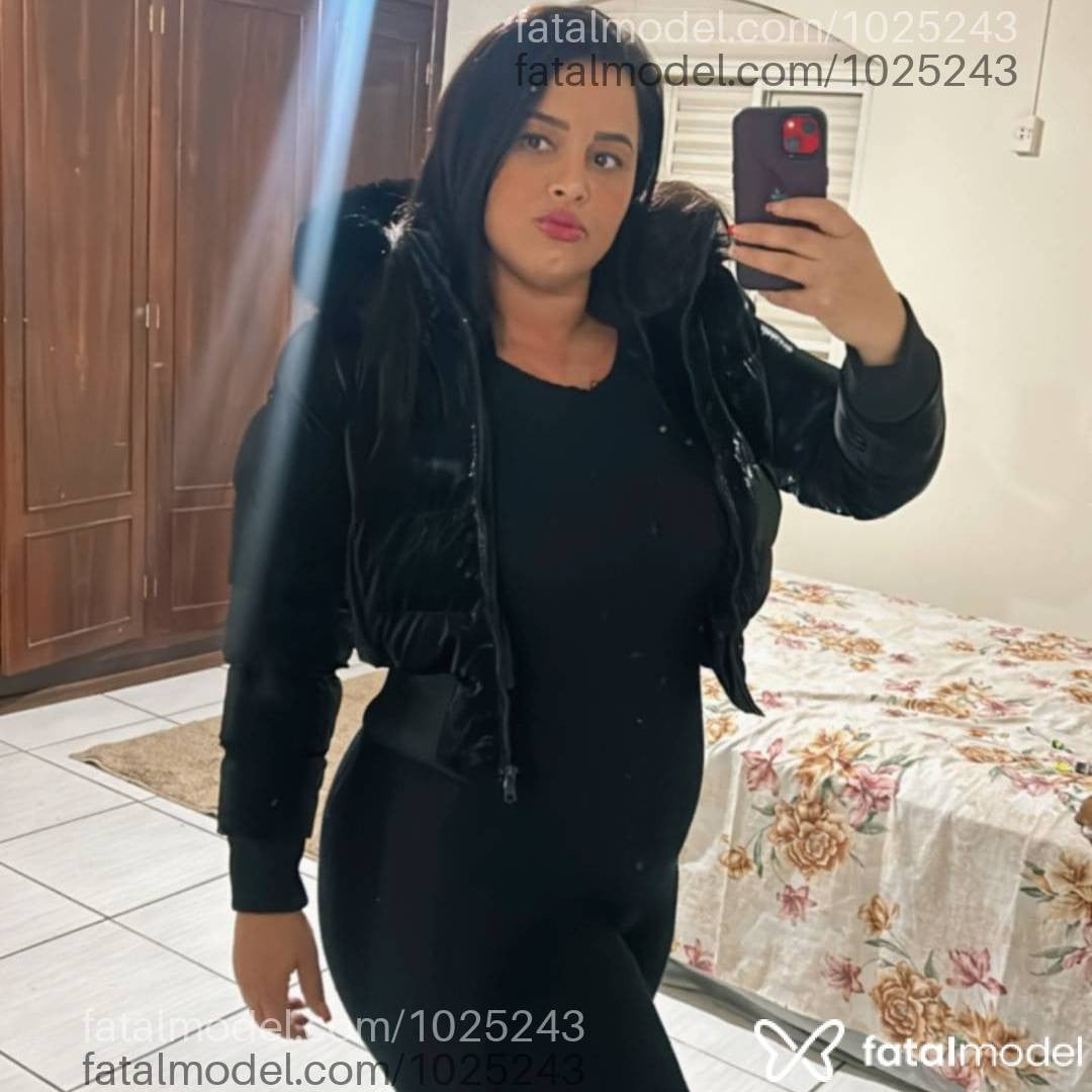 Acompanhante mulher morena (o) de olhos castanhos em Pouso Alegre Acompanhante mulher morena (o) de olhos castanhos em Pouso Alegre - Angel brazão