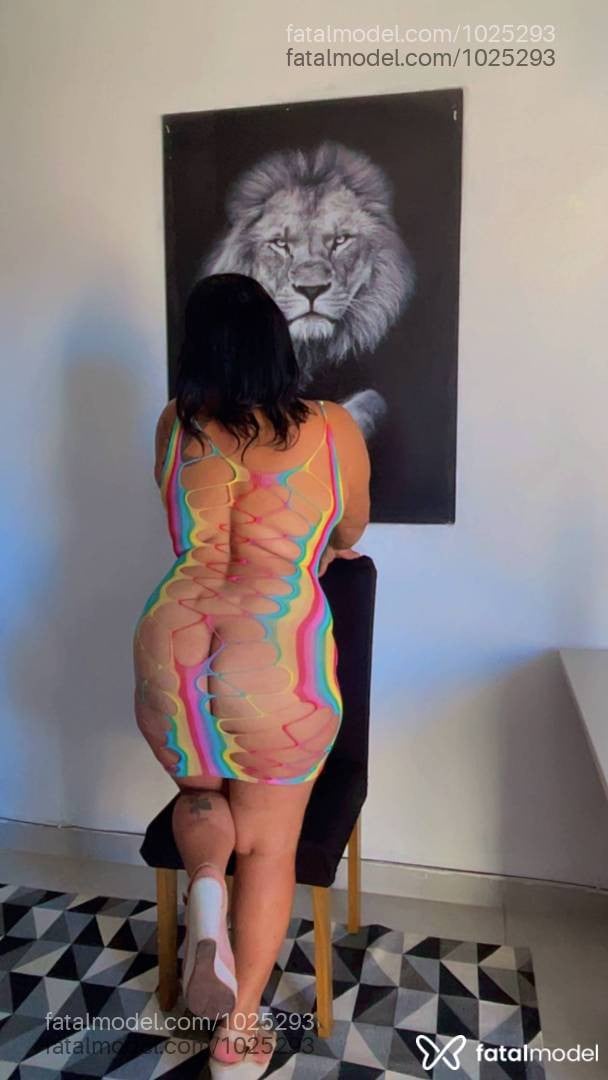 Acompanhante mulher morena (o) de olhos castanhos - Vanessa Monteiro
