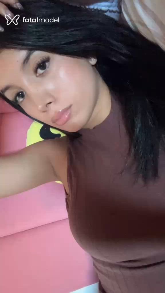 Acompanhante mulher trans morena (o) de olhos castanhos - Malu Heart