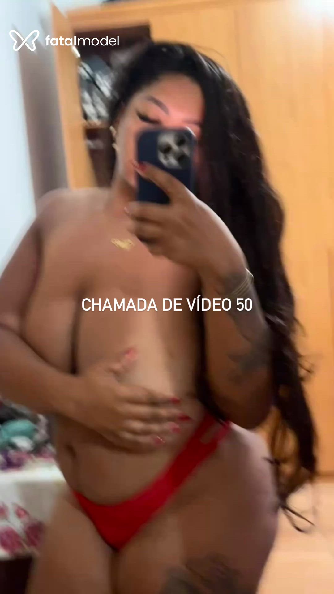 Acompanhante mulher com cabelo castanho de olhos castanhos - Alana