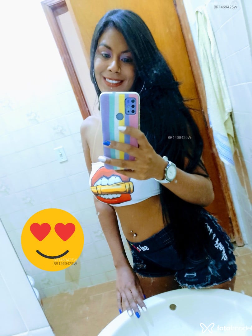 Acompanhante mulher morena (o) de olhos castanhos em Fernandópolis - Ninna
