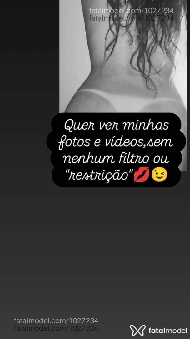 Acompanhante mulher com cabelo castanho de olhos azuis em Porto Alegre - Leticia Demie