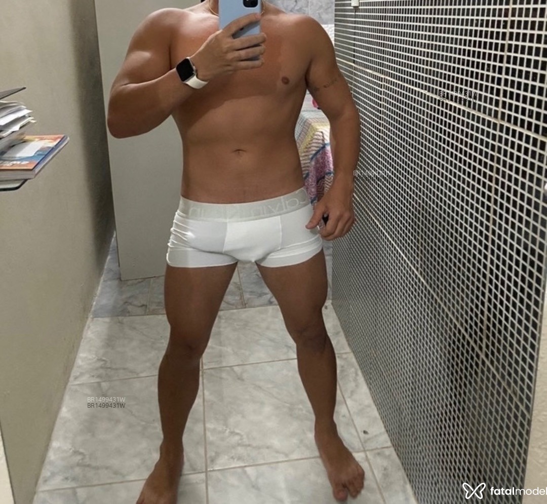 Acompanhante homem com cabelo castanho de olhos castanhos em Sobral Acompanhante homem com cabelo castanho de olhos castanhos em Sobral - Marcos DotadCE