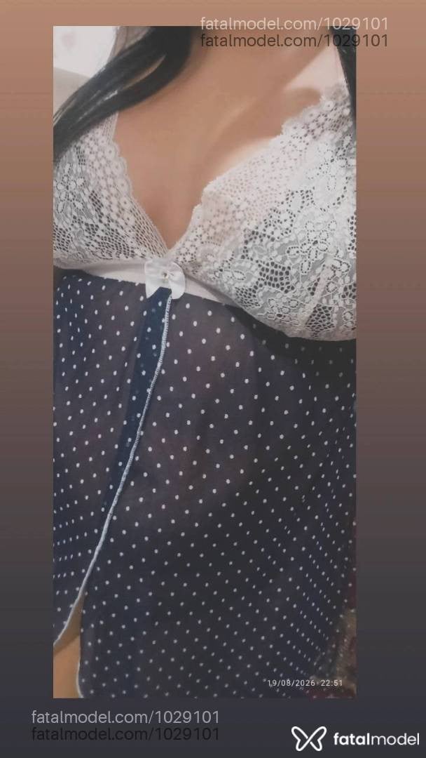 Acompanhante mulher morena (o) de olhos pretos - Serena Amanda
