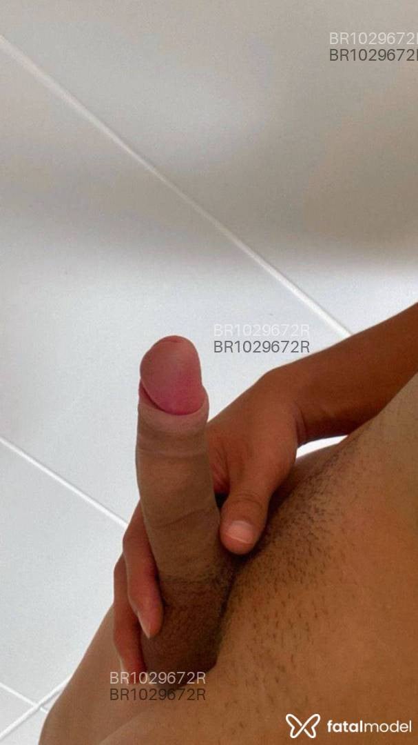 Acompanhante homem com cabelo castanho de olhos castanhos em Anápolis Acompanhante homem com cabelo castanho de olhos castanhos em Anápolis - Gabriel Silva
