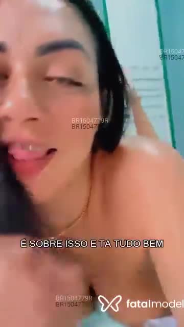 Acompanhante mulher morena (o) de olhos azuis - BRUNA FERRARI