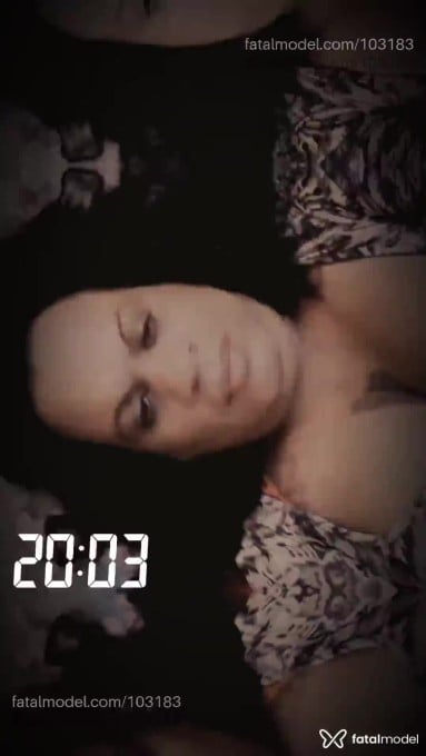 Acompanhante mulher trans morena (o) de olhos castanhos em Caraguatatuba - Rúbia