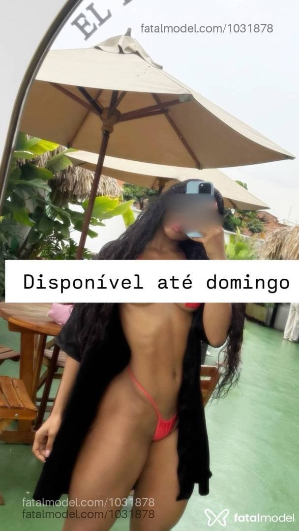 Acompanhante mulher morena (o) de olhos castanhos - Serena Maité