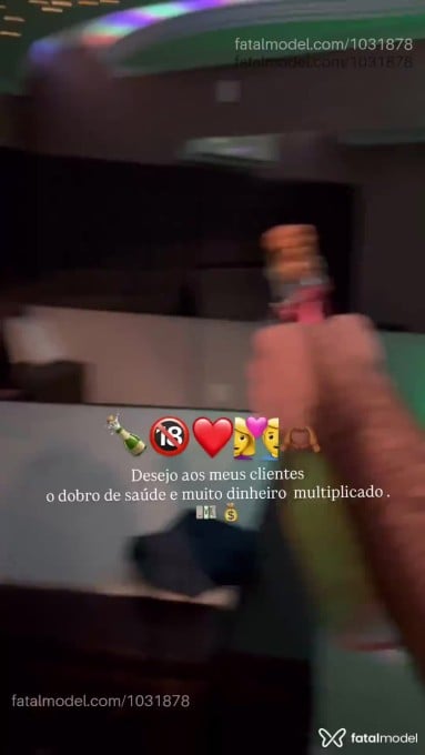 Acompanhante mulher morena (o) de olhos castanhos em Gurupi Acompanhante mulher morena (o) de olhos castanhos em Gurupi - Serena Maité