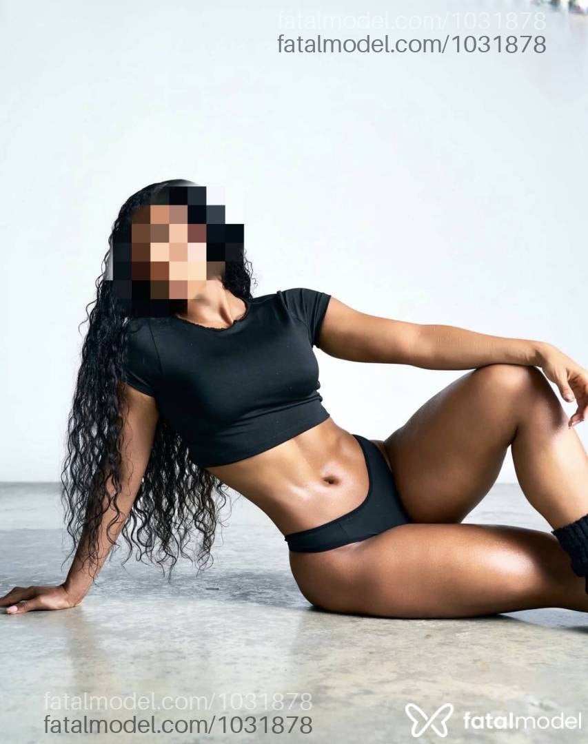 Acompanhante mulher morena (o) de olhos castanhos - Serena Maité