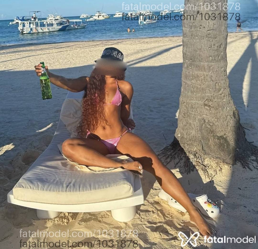 Acompanhante mulher morena (o) de olhos castanhos - Serena Maité