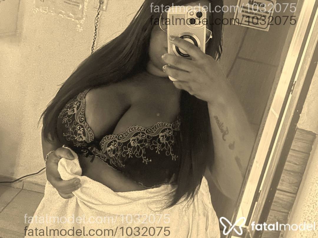 Acompanhante mulher morena (o) de olhos pretos em Salvador - ADama