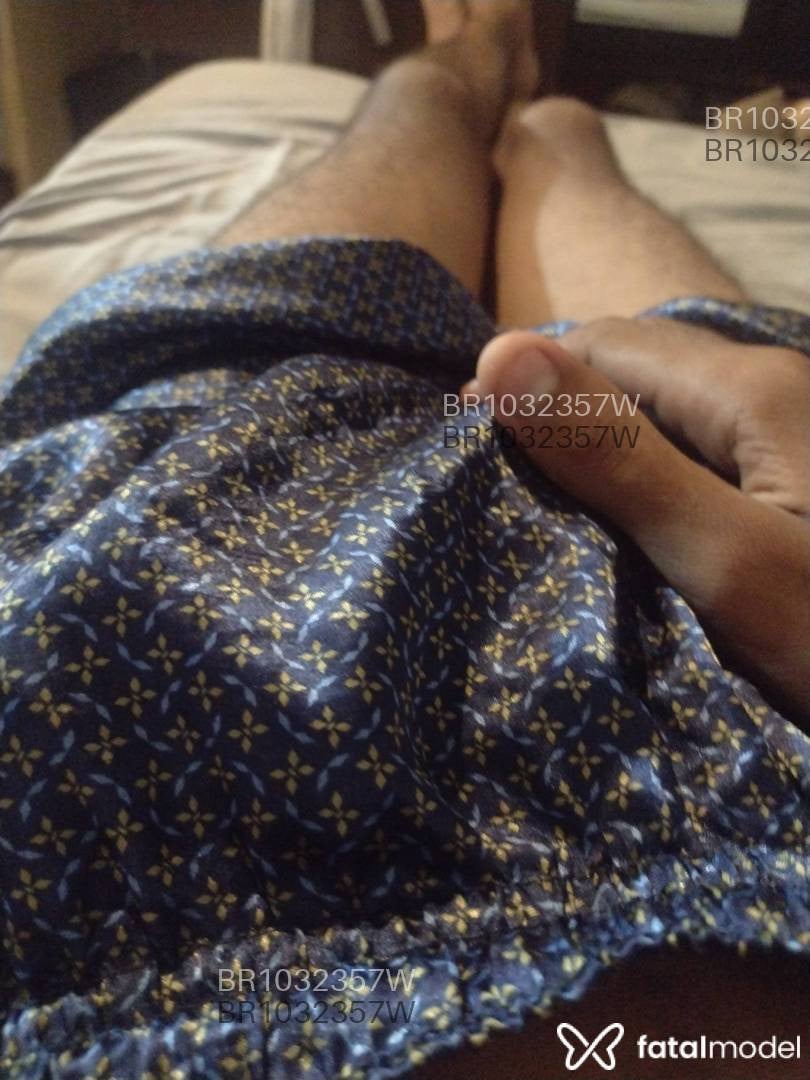 Acompanhante homem com cabelo castanho de olhos castanhos em Lorena Acompanhante homem com cabelo castanho de olhos castanhos em Lorena - Novinmoreno