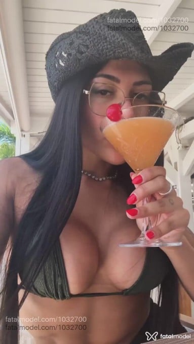 Acompanhante mulher morena (o) de olhos castanhos em São Paulo - Carla ferraz