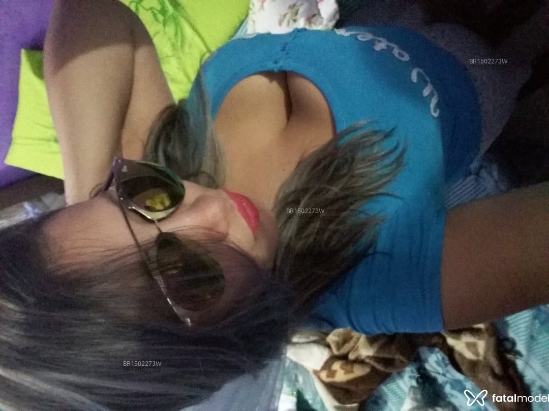 Acompanhante mulher com cabelo castanho de olhos castanhos em Santa Isabel - Michelle Barbara