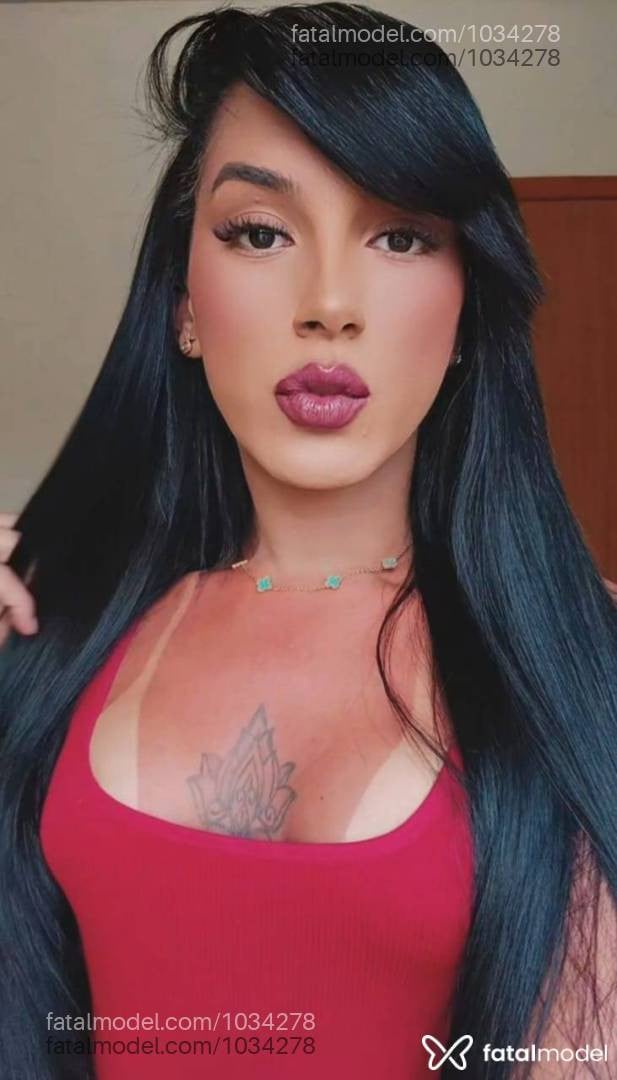 Acompanhante mulher trans morena (o) de olhos castanhos - Melissa Ferraz