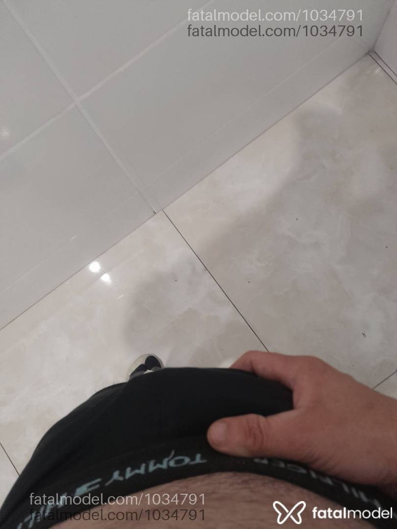 Acompanhante homem morena (o) de olhos castanhos em Volta Redonda Acompanhante homem morena (o) de olhos castanhos em Volta Redonda - Jhanatas
