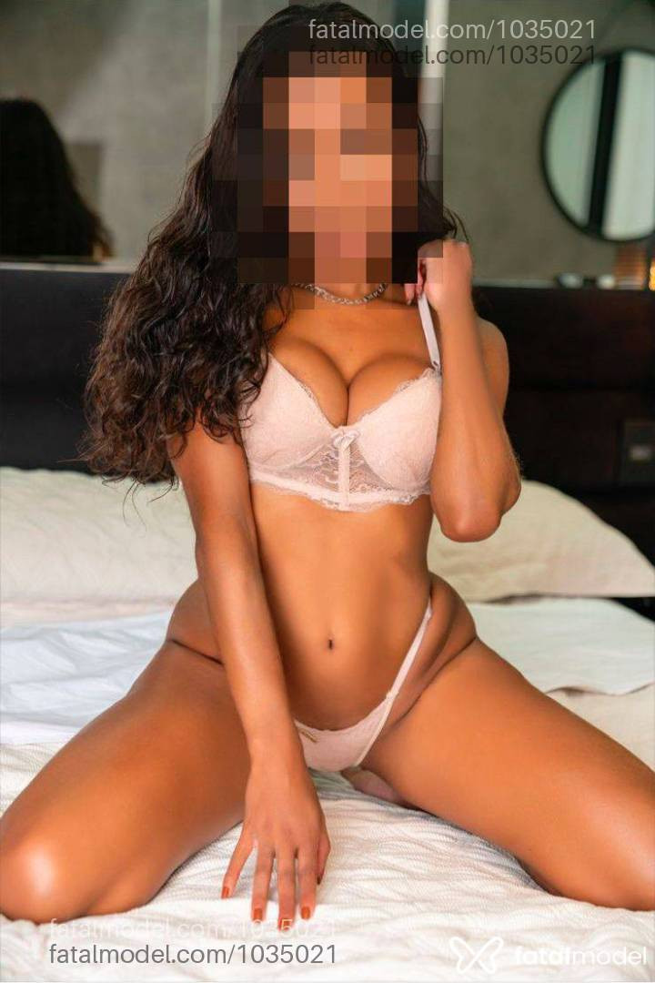 Acompanhante mulher morena (o) de olhos castanhos em São Paulo - Anne Laronde