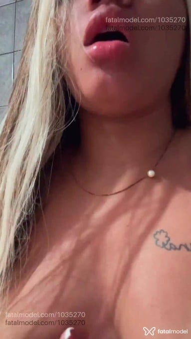 Acompanhante mulher morena (o) de olhos castanhos - LARISSA
