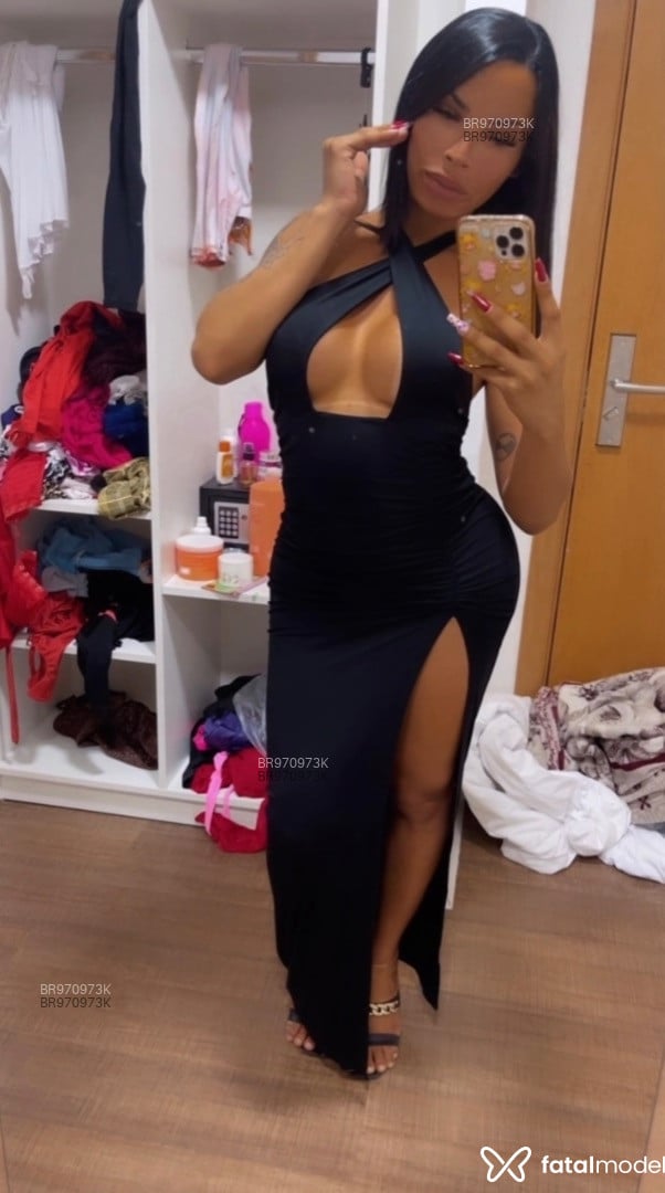 Acompanhante travesti com cabelo castanho de olhos castanhos - Sayuri Vicker