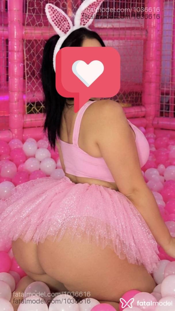 Acompanhante mulher morena (o) de olhos castanhos - Pâmela Suck
