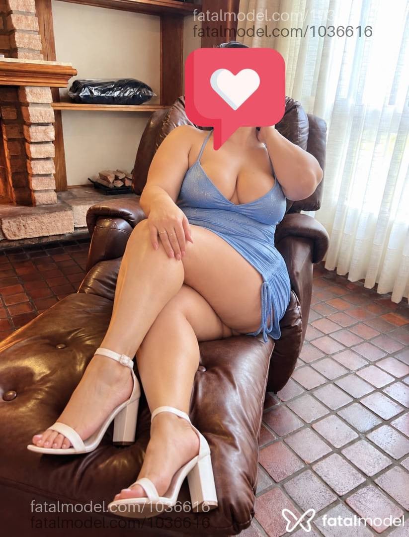 Acompanhante mulher morena (o) de olhos castanhos - Pâmela Suck