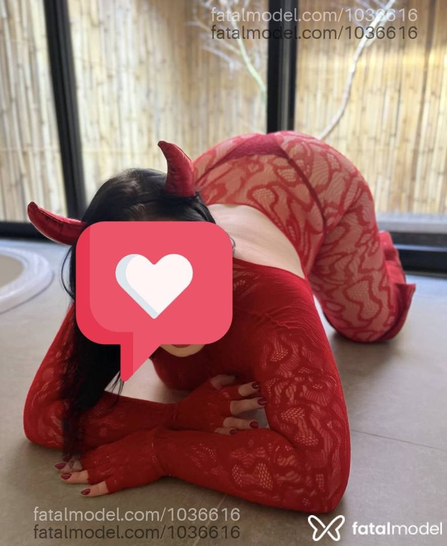 Acompanhante mulher morena (o) de olhos castanhos - Pâmela Suck
