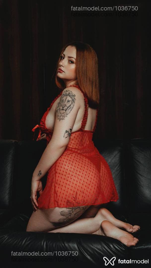 Acompanhante mulher ruiva (o) de olhos mel - Scarlett ohana