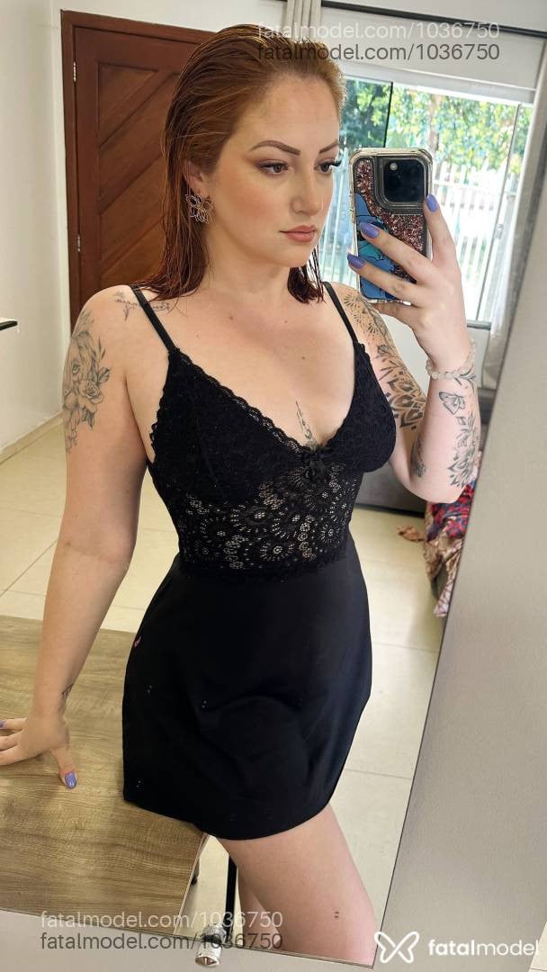 Acompanhante mulher ruiva (o) de olhos mel - Scarlett ohana