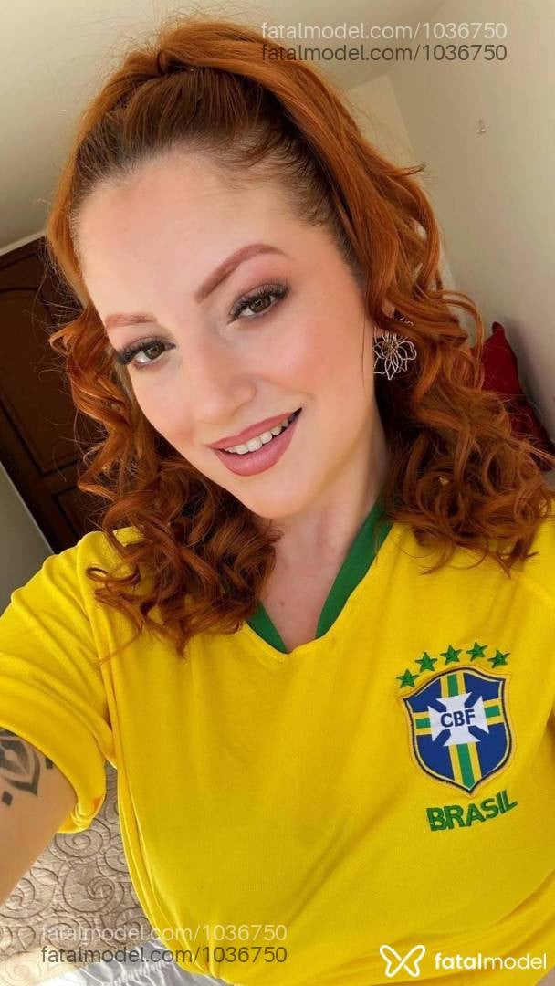 Acompanhante mulher ruiva (o) de olhos mel em Brasília - Scarlett ohana