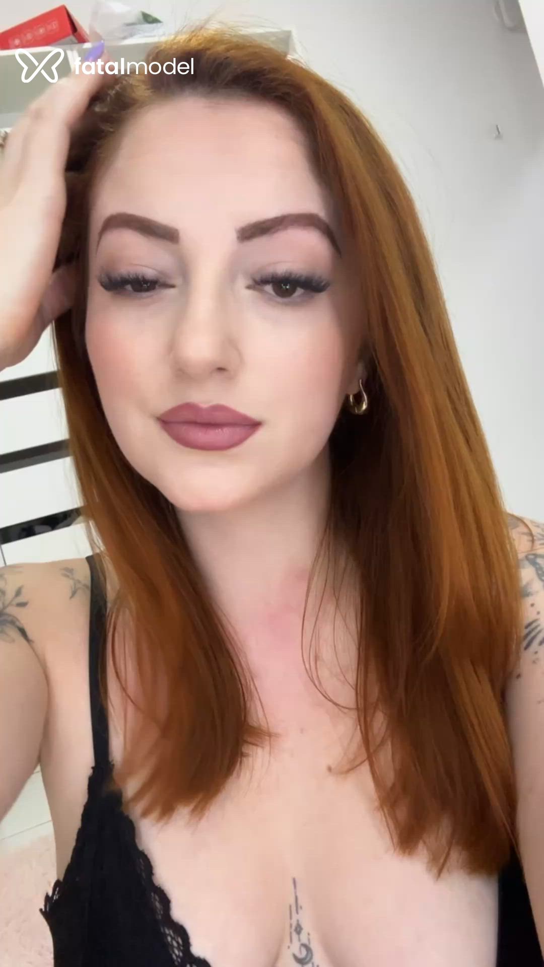 Acompanhante mulher ruiva (o) de olhos mel em Brasília Acompanhante mulher ruiva (o) de olhos mel em Brasília - Scarlett ohana