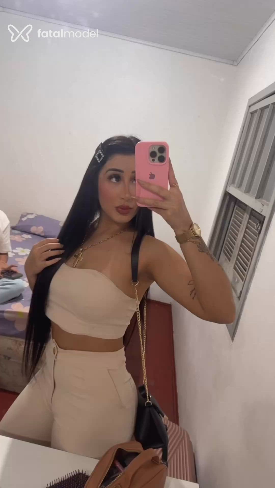 Acompanhante mulher morena (o) de olhos castanhos em Pelotas Acompanhante mulher morena (o) de olhos castanhos em Pelotas - Gabi Ambrosi