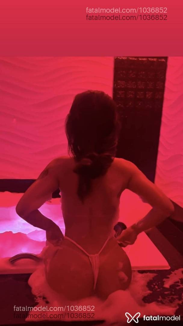 Acompanhante mulher morena (o) de olhos castanhos - Gabi Ambrosi