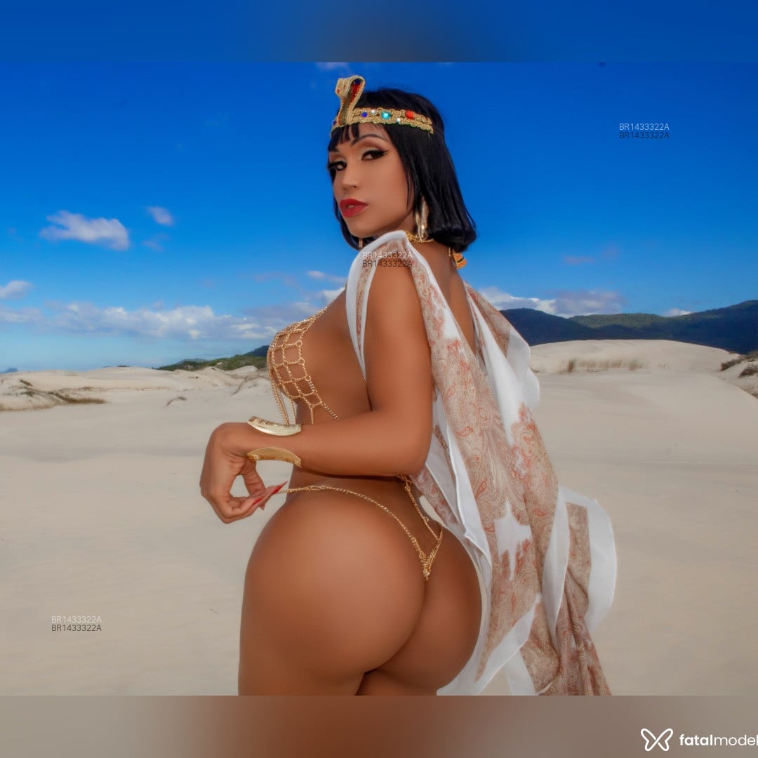 Acompanhante mulher trans morena (o) de olhos castanhos em Criciúma - Yngridi dellavick
