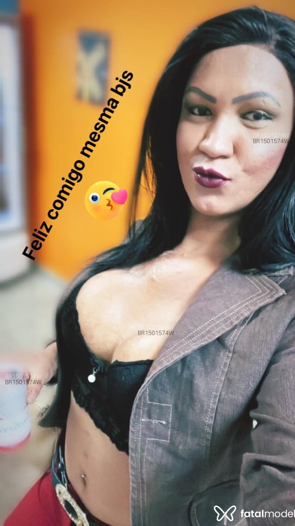 Acompanhante mulher trans morena (o) de olhos castanhos em Goiânia Acompanhante mulher trans morena (o) de olhos castanhos em Goiânia - Daniela benker